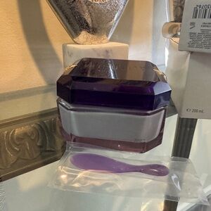 Alien by Thierry Mugler Large Perfume Body Lotion.New‎ no box 6.7